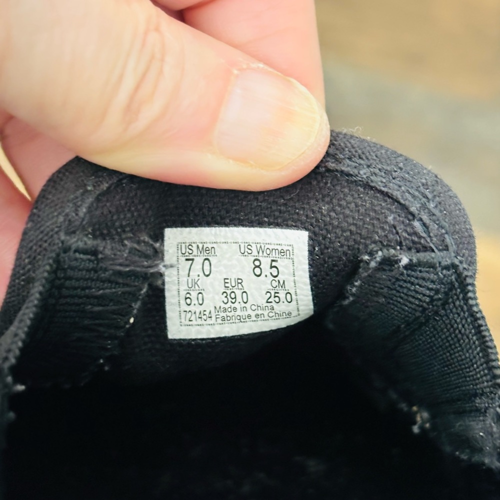 *Vans Off-the-Wall multi-logo sneakers 8.5 - Picture 7 of 7